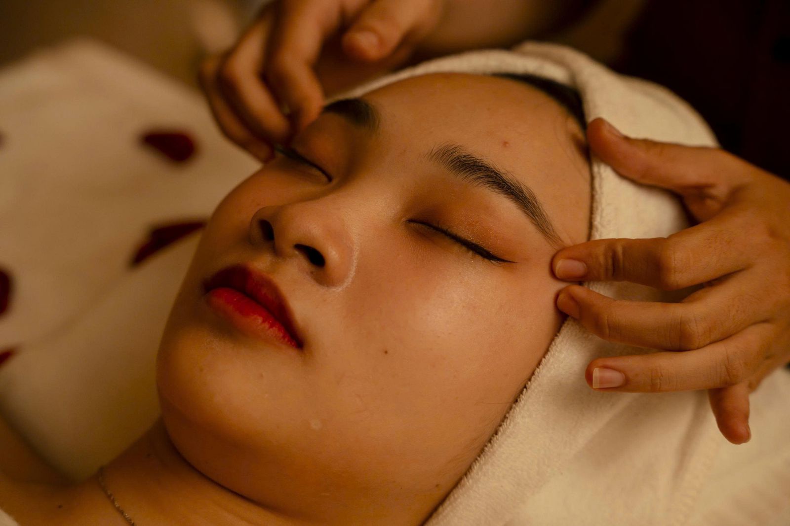 Massage đầu tại Charm Spa Nha Trang