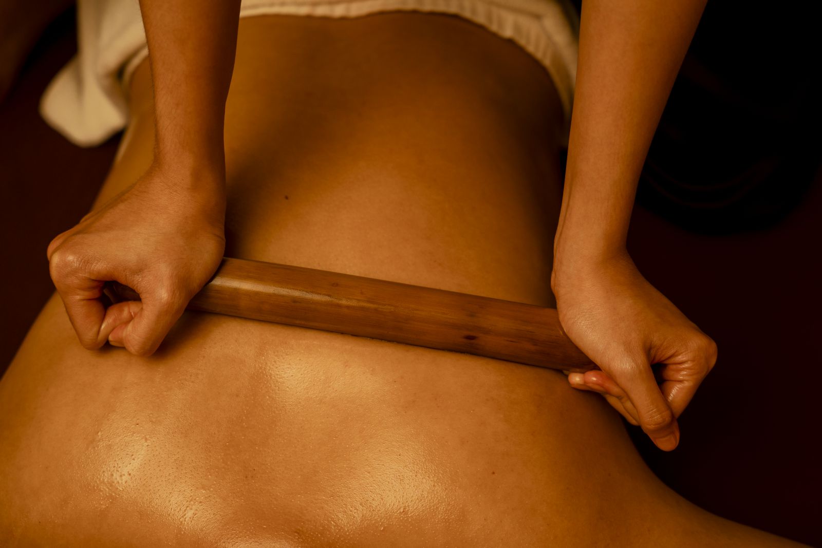 massage ống tre tại Charm spa