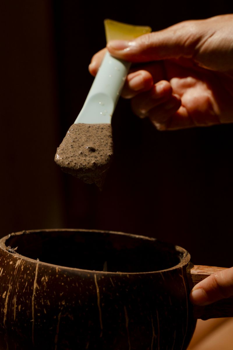 tẩy tế bào chết da chân bằng sản phẩm thiên nhiên