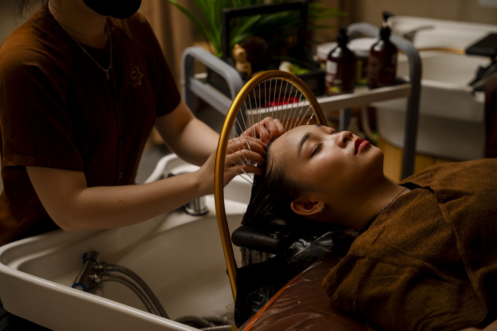 dịch vụ gội đầu dưỡng sinh tại Charm Spa Nha Trang