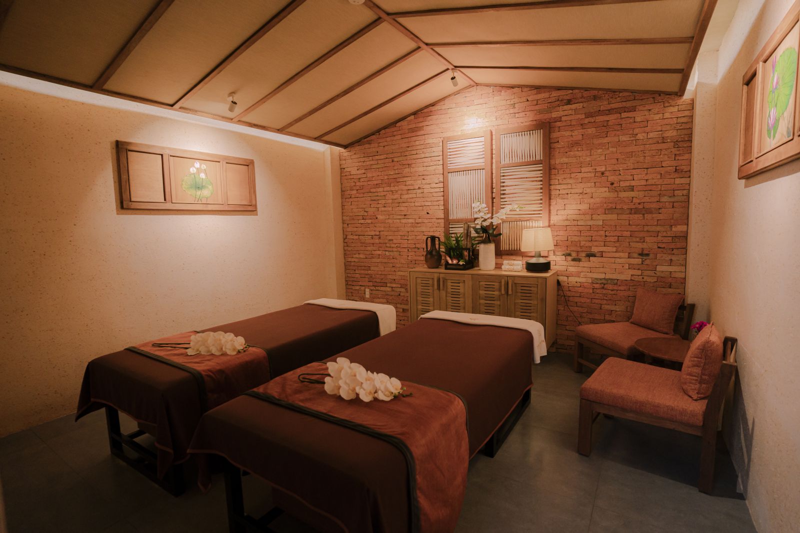 Dịch vụ massage chi nhánh Charm Spa - Grarden Nha Trang