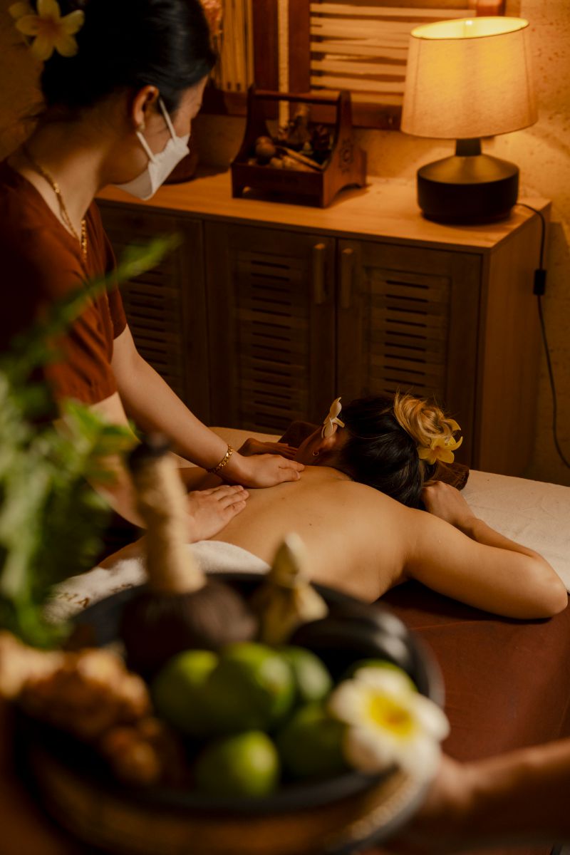 Liệu trình massage body chăm sóc cơ thể