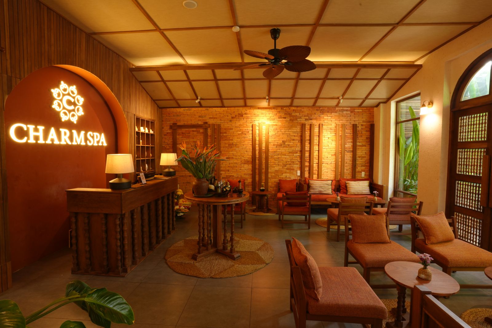 sảnh lễ tân của Charm spa Garden Nha Trang